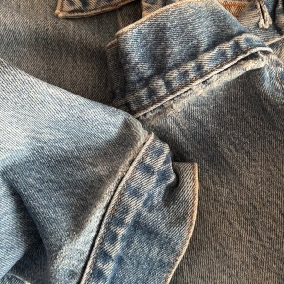 ⭐️Levi's Vintage 1990's Jean Jacket - Picture 11 of 12